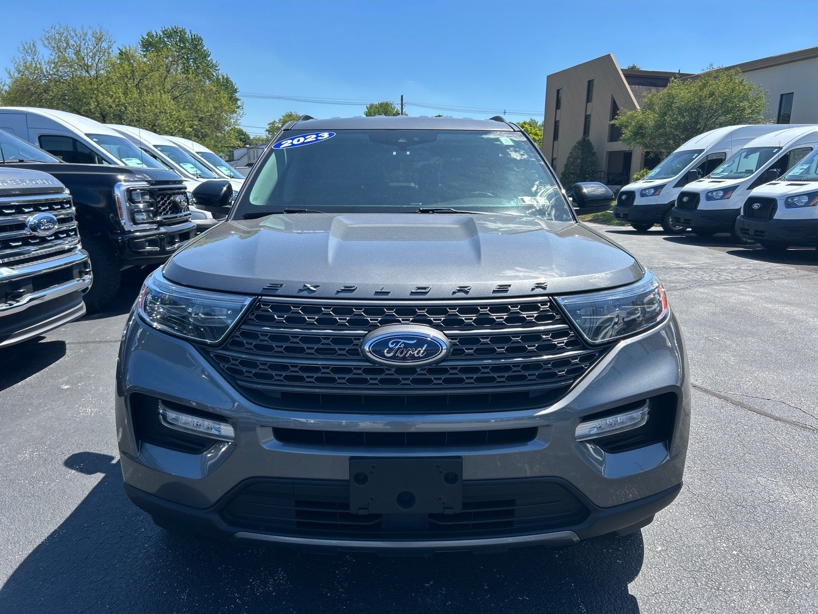 2022 Ford Explorer — side profile view