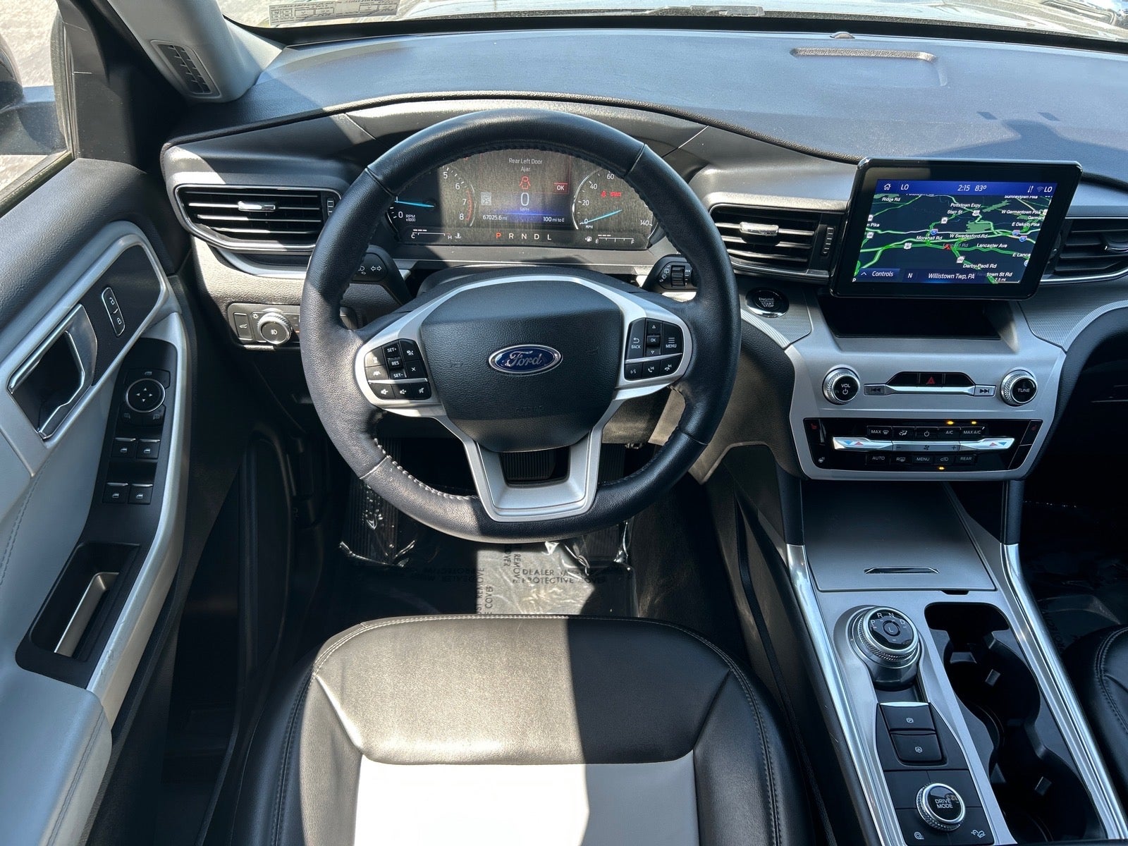 2022 Ford Explorer — detail view